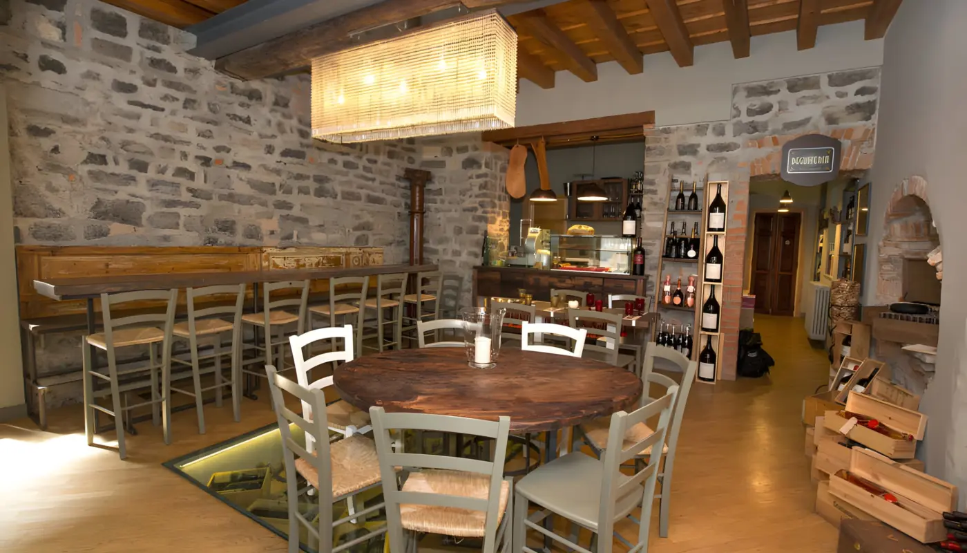 Ristrutturazione di un ristorante nel centro storico di Como – foto 3