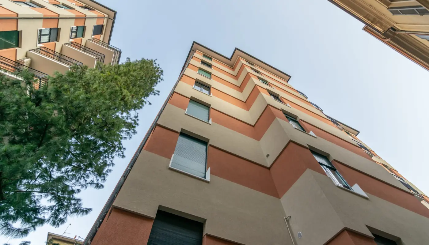 Rifacimento delle facciate di un condominio – foto 2